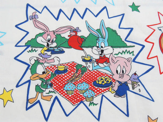 【タイニートゥーンズ】スピルバーグのアニメ・1990年製・USEDフラットシーツ(1/2) USA