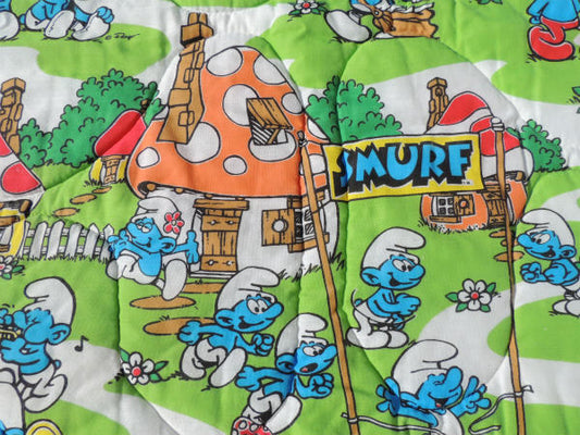 【スマーフ】SMURF・グリーンビレッジ柄・ヴィンテージ・キルトブランケット ベッドカバー 布団