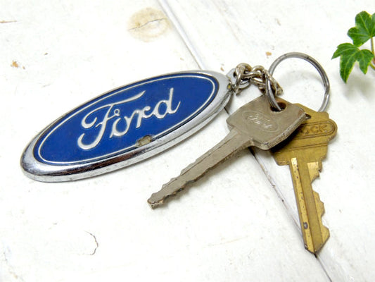 【FORD・フォード】ヴィンテージ・メタル製・アドバタイジング・キーホルダー