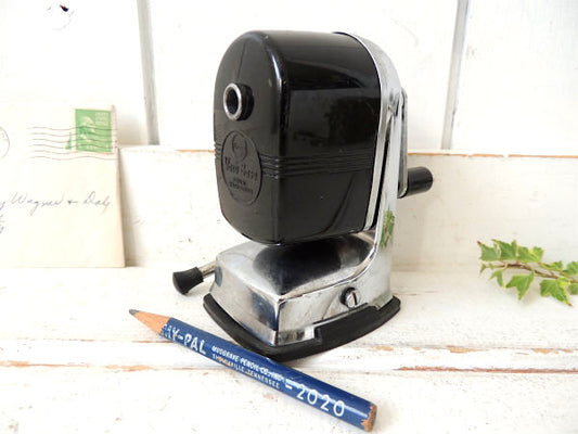 【APSCO/黒】バキュームタイプ・ヴィンテージ・ペンシルシャープナー/鉛筆削り