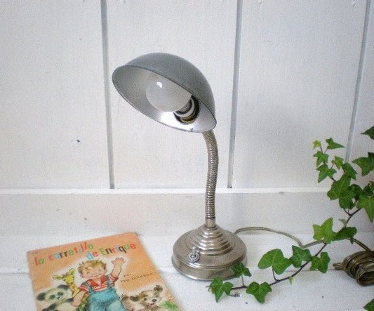 スペイン 小さな可愛い ヴィンテージ デスクランプ 照明 卓上ライト