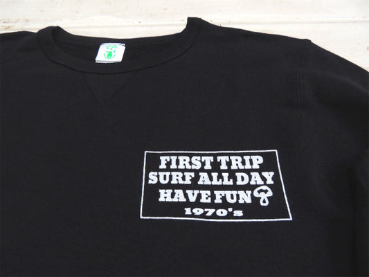 【First Trip】ファーストトリップ・ブラック・オリジナル・クルーネック スウェット