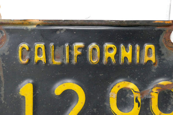 カリフォルニア・1963年・G 12997・ヴィンテージ・ブラック×イエロー・ナンバープレート