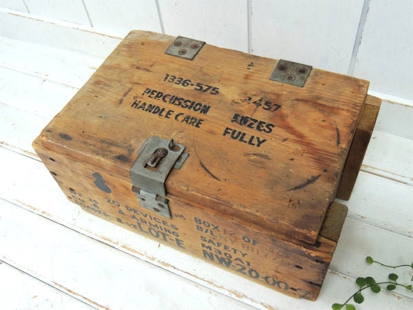 【ミリタリー】ヴィンテージ・軍用木箱・トランク・木箱・ウッドボックス・アーモボックス・弾薬箱 USA