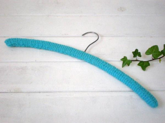 USA ターコイズブルー 手編み ハンドメイド ニットカバー付き・ヴィンテージ 木製 ハンガー