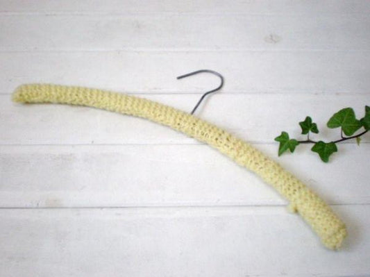 USA 手編み ニットカバー付き・ヴィンテージ 木製ハンガー イエロー ハンドメイド 店舗什器