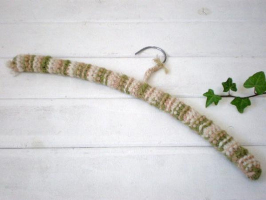 USA 手編み ニットカバー付き・ヴィンテージ 木製 ハンガー カラフル ハンドメイド