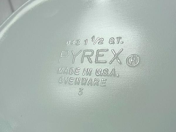 【PYREX】オールドパイレックス・オリーブ柄・オーバル・キャセロール
