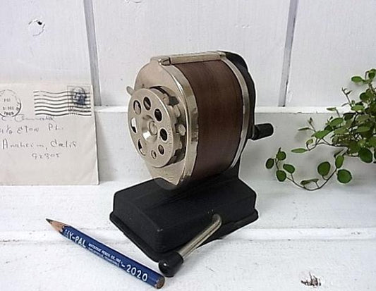 【BOSTON】アンティーク・ペンシルシャープナー/鉛筆削り USA