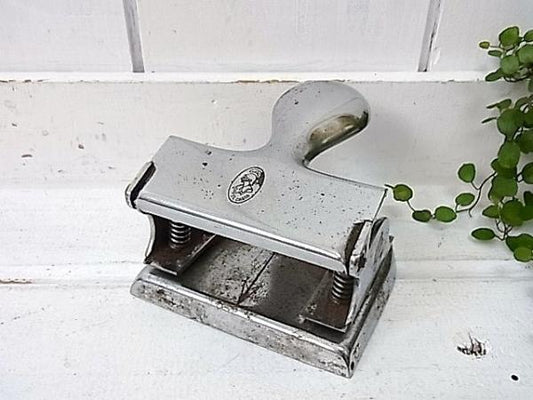 【エルカスコ社】スペイン・ヴィンテージ・2つ穴・ペーパーパンチ/穴あけパンチ