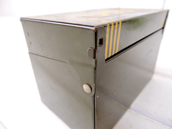 【QSO INDEX】オリーブグリーン色・ティン製・ヴィンテージ・カードボックス/ファイルボックス