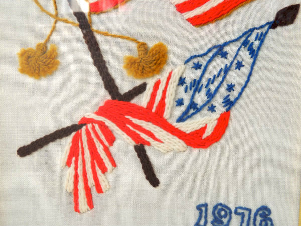 【1976s・アメリカ国旗・ハンドメイド・ニット刺繍】ビンテージ・アートフレーム/壁飾り/インテリア