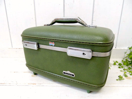 【アメリカンツーリスター】オリーブグリーン色・2段式・ヴィンテージ・メイクボックス/コスメボックス