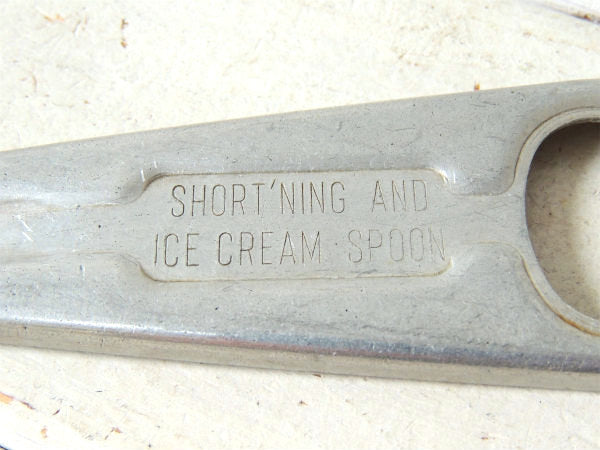 【1950s・Ice Cream】シャビーなアルミ製・ヴィンテージ・アイスクリームスプーン/スクープ