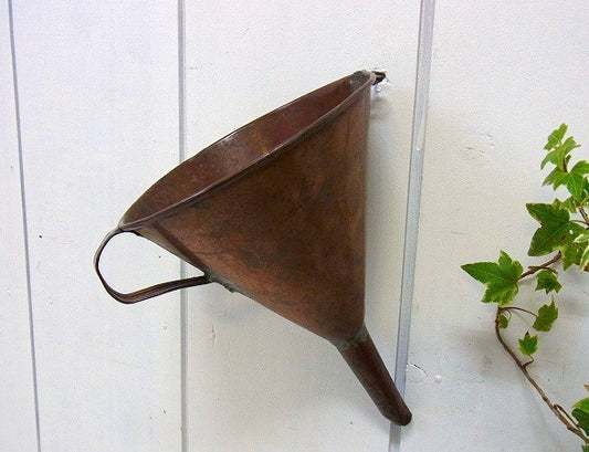 銅製・ハンドル付き・アンティーク・じょうご/漏斗/ファンネル USA