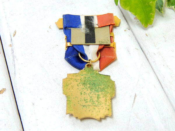 1970y 拳銃 GUN CLUB ピストル2丁&★モチーフ 勲章バッジ USA ビンテージ ファッション アクセサリー