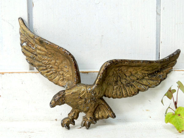 【翼を広げたイーグル】ヴィンテージ・壁飾り・ウォールデコ・鷲・看板・USA