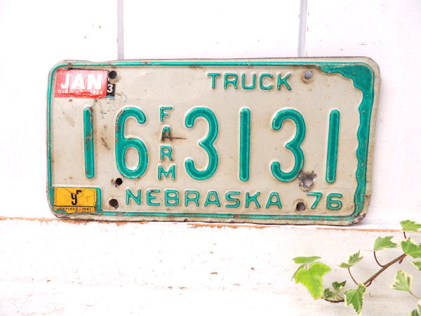 【ネブラスカ州・TRUCK・1976y】②トラックナンバー・ジャンク・ヴィンテージ・ナンバープレート
