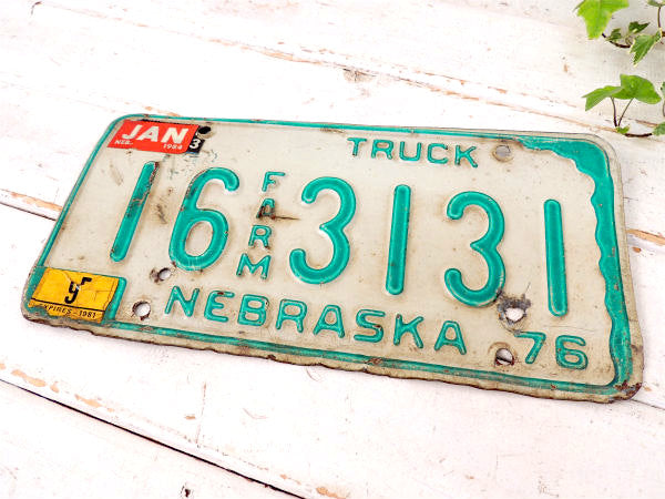 【ネブラスカ州・TRUCK・1976y】②トラックナンバー・ジャンク・ヴィンテージ・ナンバープレート