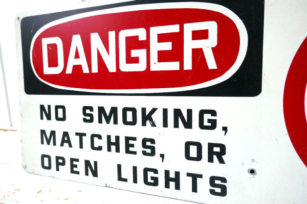 DANGER ヴィンテージ サイン NO SMOKING MATCHES OR OPEN LIGHS  看板 USA
