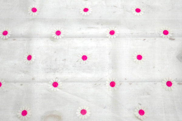 レトロポップ ピンク×ホワイト 花柄 シースルー素材 デッドストック ヴィンテージ ファブリック 生地 ハンドメイド 手芸 USA