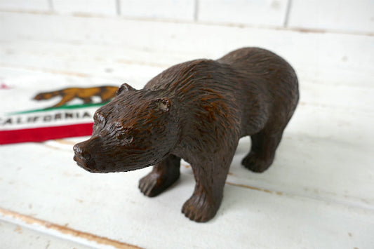 カリフォルニア グリズリー  熊 クマ BEAR 木彫り熊デザイン 樹脂製 ヴィンテージ オブジェ 置物  ドール  アート レジンアート USA