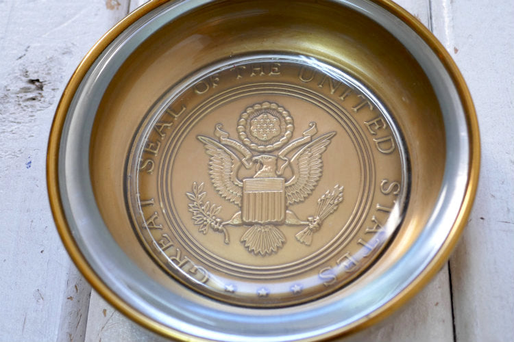 アメリカ合衆国 国章 GREAT SEAL OF THE UNITED STATES  ヴィンテージ・ガラス皿 灰皿 コインディッシュ アシュトレイデッドストック Made in U.S.A. 愛国心