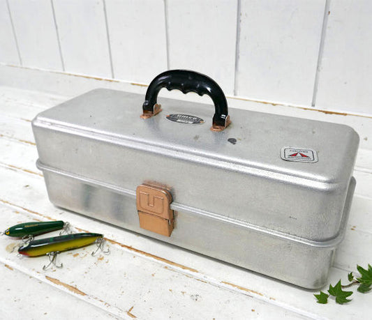 UMCO アムコ 175A アルミ製 4段式 ヴィンテージ OLD タックルボックス フィッシング バス釣り ルアーフィッシング USA