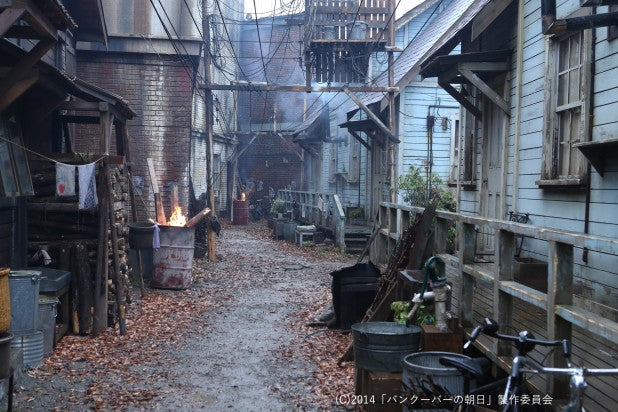 「バンクーバーの朝日」映画のロケではリアルな時代作りの為、FIRST TRIP Miyazaki 本物のアンティーク家具やヴィンテージ雑貨たち　ロケに協力