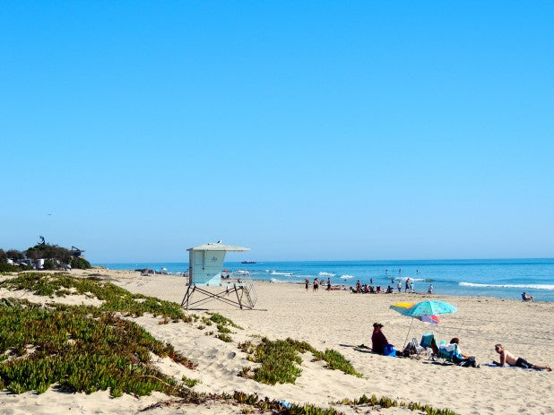 モーターホームで出動!! みんな笑顔　ビーチ＆キャンプ　CALIFORNIA STYLE