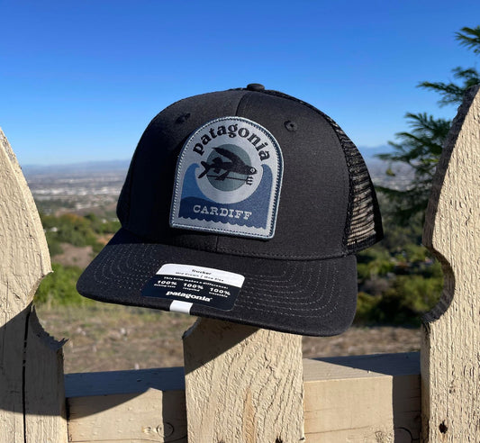 Patagonia パタゴニア カリフォルニア カーディフ限定 フライングフィッシュ 波 ブラック トラッカーハット ステッカー1枚