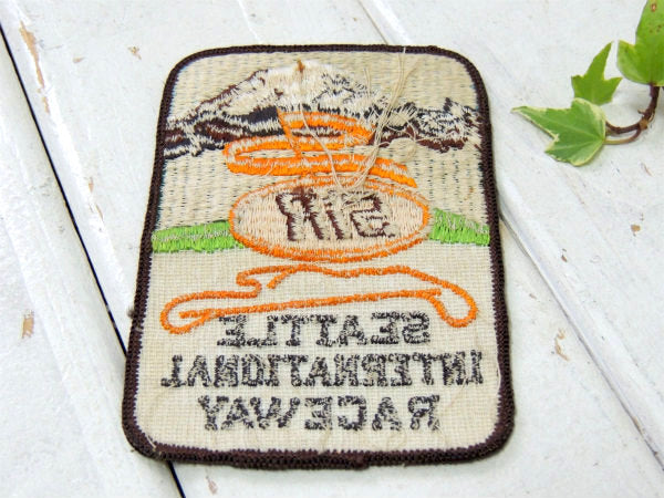 SIRドラッグレース SEATTLE INTERNATIONAL RACEWAY  ホットロッド カスタムカー バイクデッドッストック ヴィンテージ ワッペン　刺繍ワッペン USA アメ車