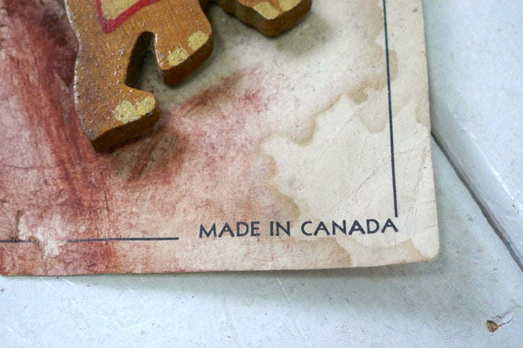 CANADA カナダ スーベニア品 スコティッシュテリア 犬 手彫り 木彫り デッドストック ヴィンテージ ブローチ アクセサリー