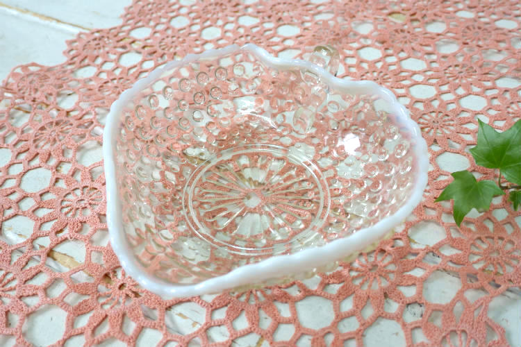 アンカーホッキング ムーンストーン ホブネイル ハンドル付き ハート型 40's ヴィンテージ サービングディッシュ キャンディトレイ 皿 食器