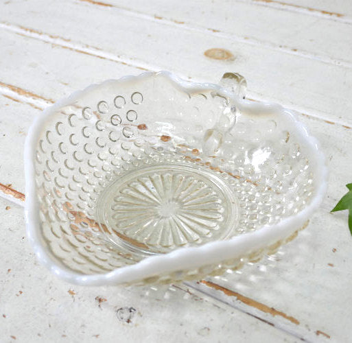 アンカーホッキング ムーンストーン ホブネイル ハンドル付き ハート型 40's ヴィンテージ サービングディッシュ キャンディトレイ 皿 食器