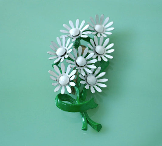 レトロ ホワイト フラワーモチーフ 花束 ヴィンテージ ブローチ スカーフ留め アクセサリー コスチュームジュエリー USA