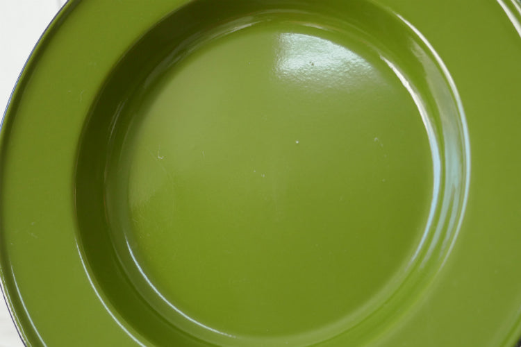 レトロ グリーン 琺瑯 ホーロー製 ヴィンテージ 皿 プレート 食器 キャンプ アウトドア USA  ①