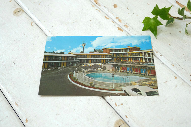 AAA トリプルエー カリフォルニア州 The Ponderosa Inn モーテル ヴィンテージ ポストカード 絵葉書 USA アメ車