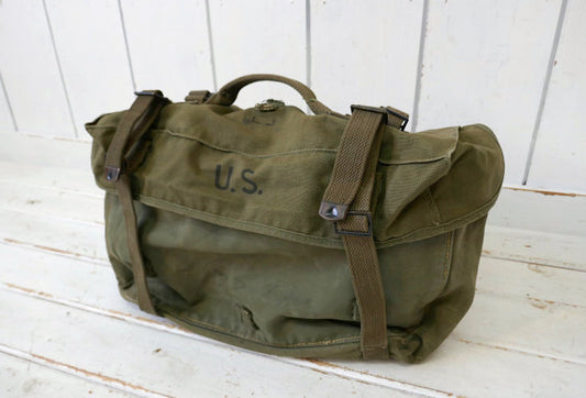 米軍実物 ミリタリー M-1945 カーキ キャンバス 40's 当時モノ 稀少価値 ヴィンテージ フィールド カーゴパック かばん バッグ USA