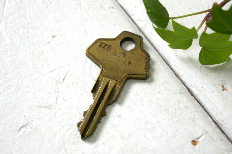 FORT LOCK CHICAGO 775  フォートロック KEY イリノイ州 シカゴ ヴィンテージ真鍮 キー 鍵  城 ロゴ USA