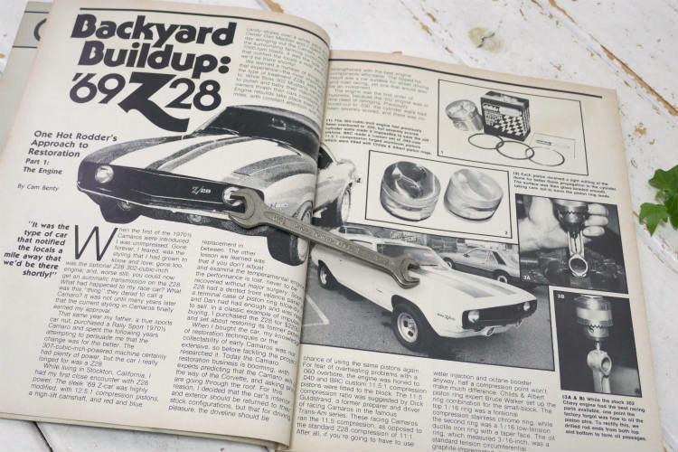 HOT ROD MAGAZINE ホットロッド マガジン 1981's CHEVROLET No.4 ヴィンテージ雑誌 USA アメ車 シボレー カスタムカー ガレージ 雑貨