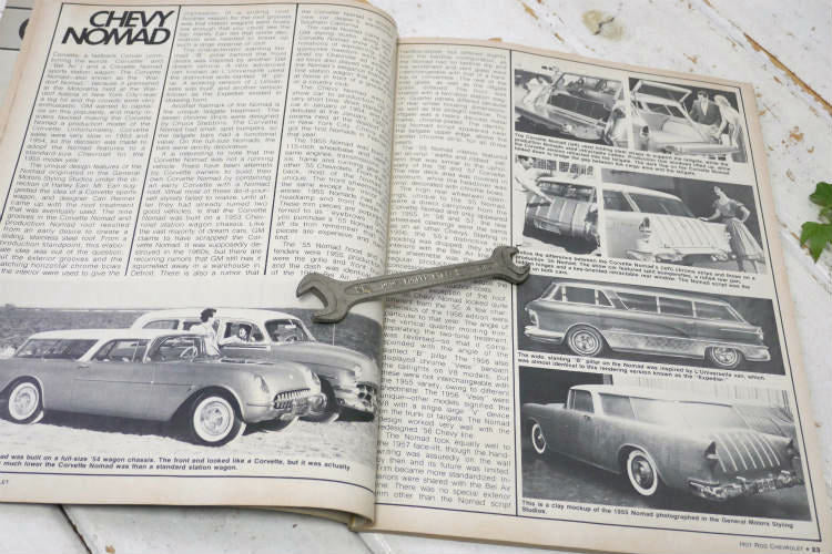 HOT ROD MAGAZINE ホットロッド マガジン 1981's CHEVROLET No.4 ヴィンテージ雑誌 USA アメ車 シボレー カスタムカー ガレージ 雑貨