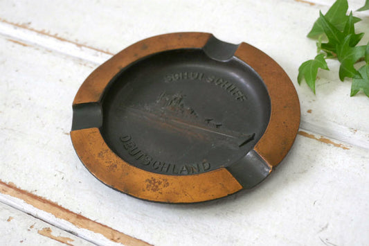 ドイッチュラントSCHULSCHIFF DEUTS CHLANDS ドイツ軍 海軍 軍艦 装甲艦 ヴィンテージ 灰皿 アシュトレイ