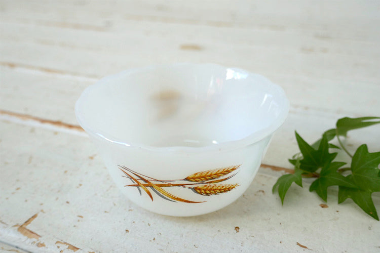 FireKing ファイヤーキング Wheat ウィート 小麦柄 ミルクガラス製 カスタードカップ 食器 USA