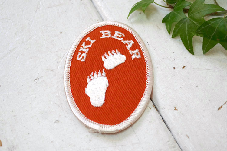 SKI BEAR 足跡 ヴィンテージ ワッペン デッドストック 刺繍ワッペン MADE IN USA
