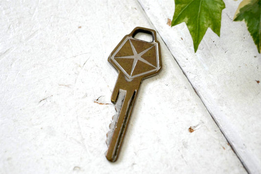 クライスラー CHRYSLER アメ車 ビンテージ 鍵 KEY 自動車キー USA
