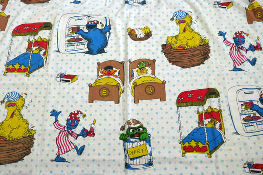 セサミストリートの仲間たち ベッド パジャマ柄 ヴィンテージ USED カーテン生地 ファブリック USA
