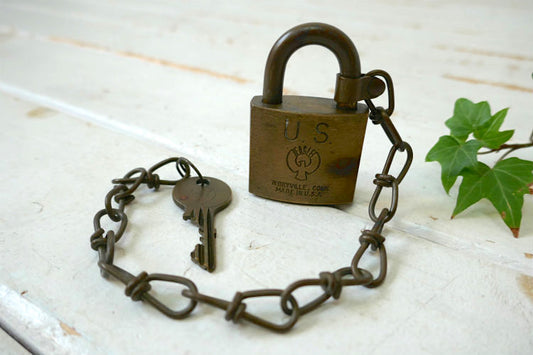 USミリタリー Eagle Lock Co 真鍮製 チェーン 鍵付き ヴィンテージ 南京錠 パッドロック 鍵 USA