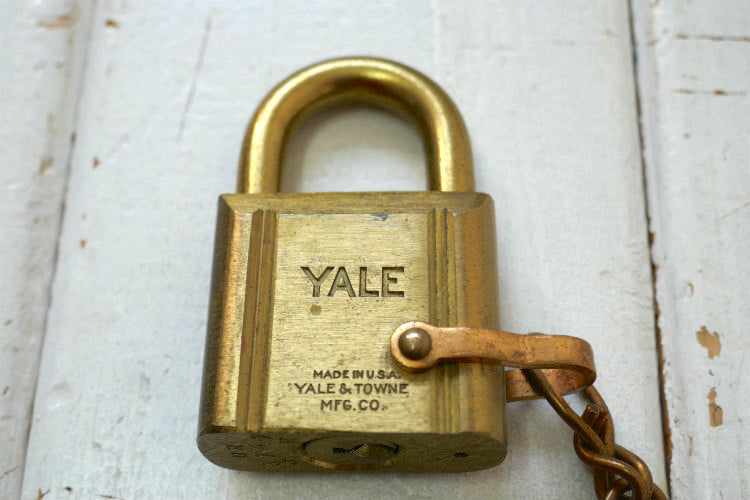 US Navy USN アメリカ海軍  YALE ナンバー入り 真鍮製 チェーン 鍵２本付き ヴィンテージ アメリカ軍用 南京錠 パッドロック 鍵 USA