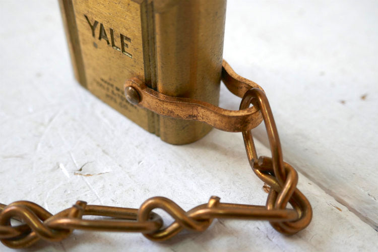 US Navy USN アメリカ海軍  YALE ナンバー入り 真鍮製 チェーン 鍵２本付き ヴィンテージ アメリカ軍用 南京錠 パッドロック 鍵 USA